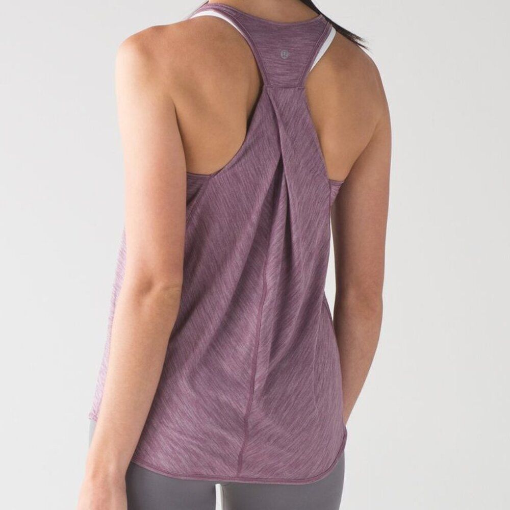 Lululemon Essential Tank in Heathered Misty Merlot Size 6